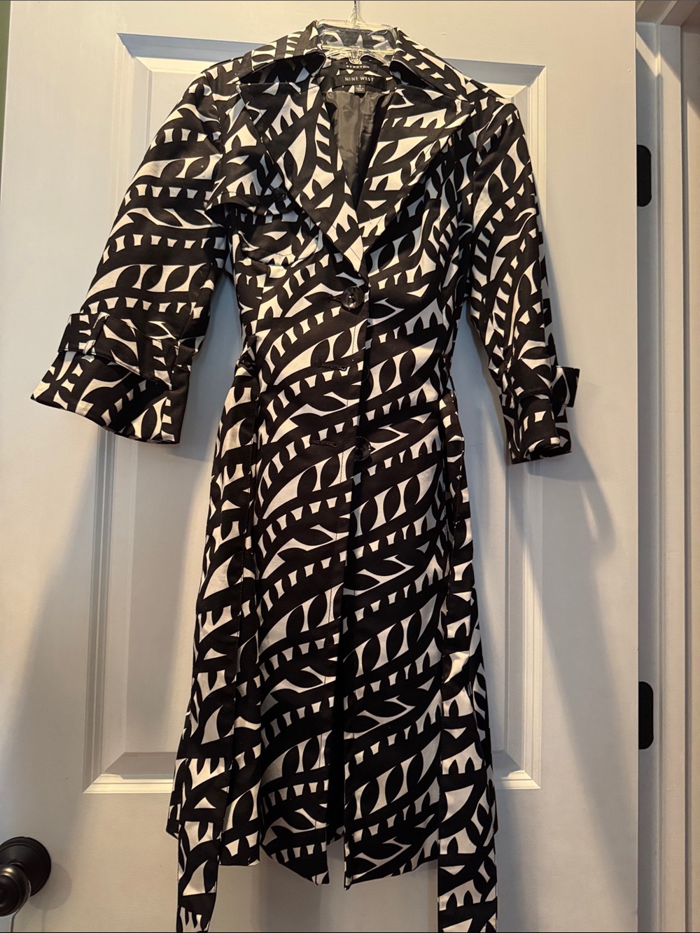 Nine West Black & White Abstract Print Trench Coat